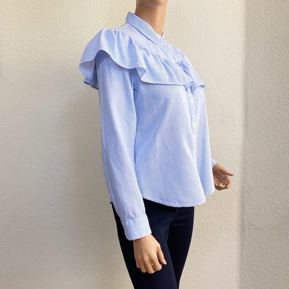 Gap White Blue Striped Long Sleeves Ruffle Blouse.
